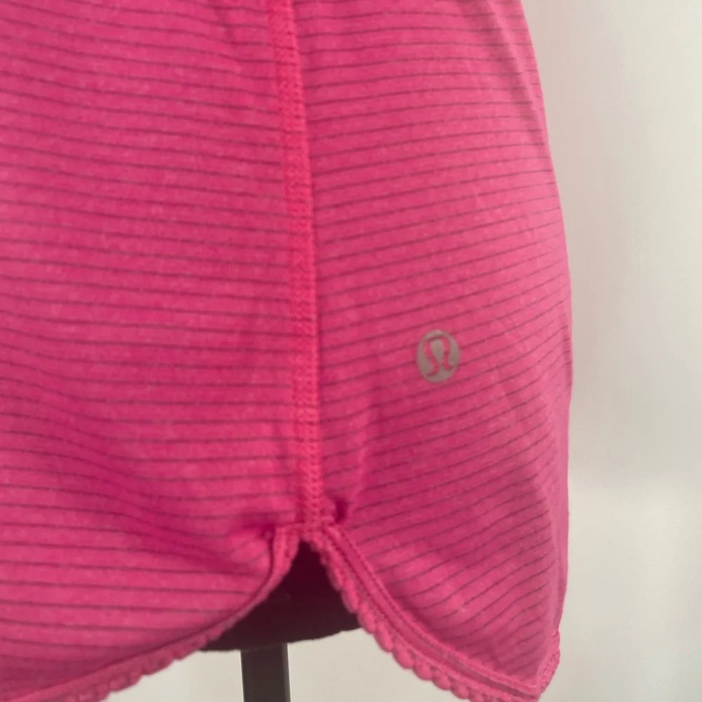 Lululemon Pink Stripped, Racerback Tank, Scallop hem, Size Small - Picture 8 of 10